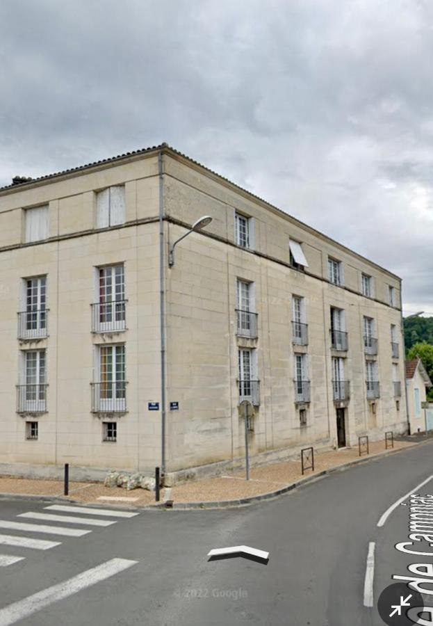 Superbe appartement avec vue sur la tour de Vésone Périgueux Exterior foto